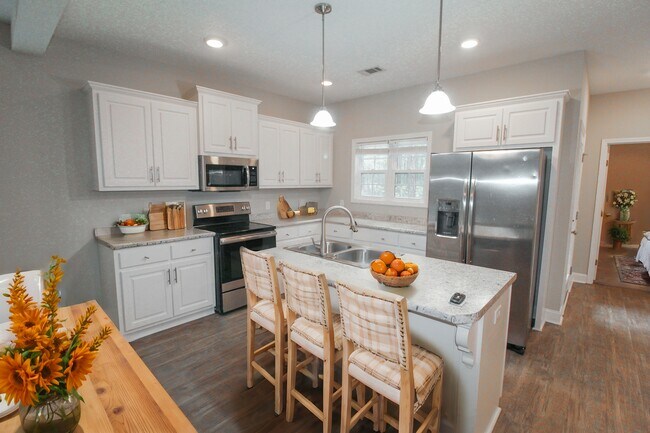 Foto del edificio - 605 Sugar Maple Dr