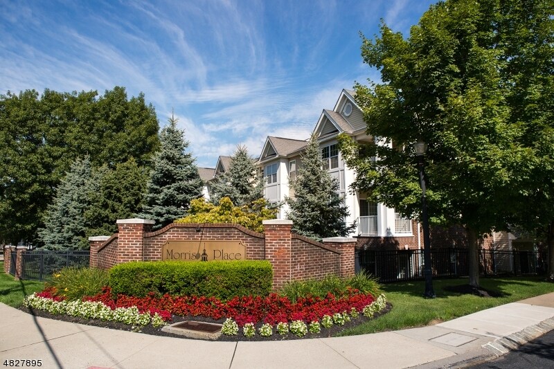 Foto principal - 14 Taft Ln