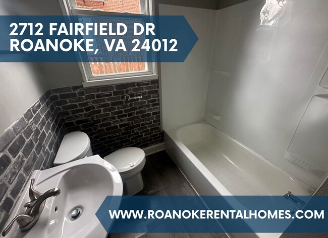 Foto del edificio - 2712 Fairfield Dr NE