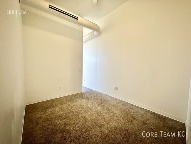 Foto del edificio - Recently Renovated 1 Bedroom in Westside