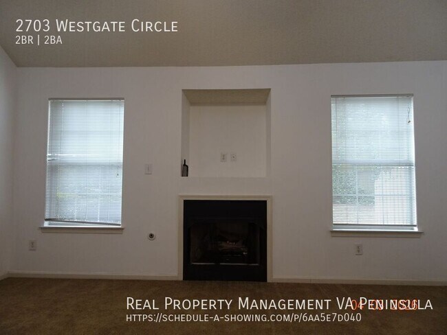 Foto del edificio - 2703 Westgate Cir