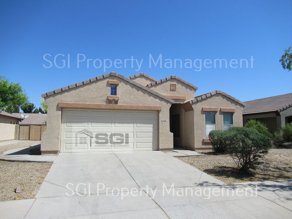 1522 W Lynne Ln, Phoenix, AZ 85041 House Rental in Phoenix, AZ