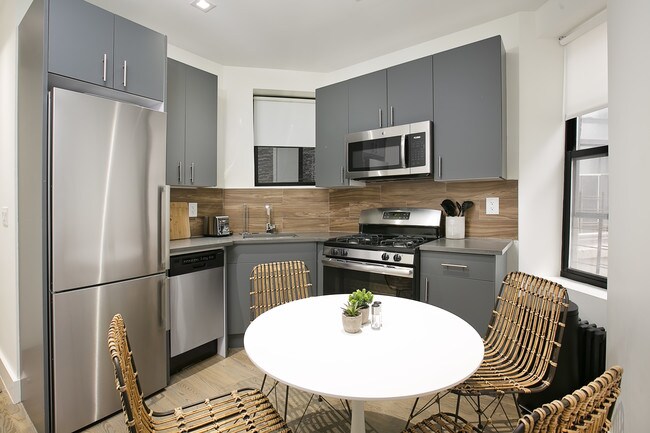 Foto del edificio - 536 W 159th St