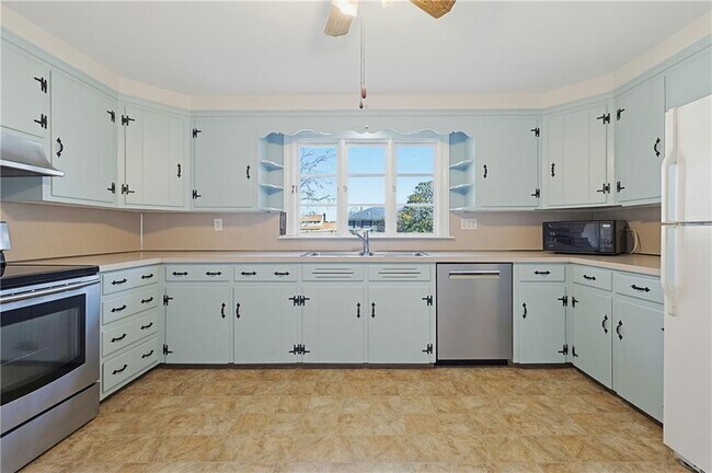 Foto del edificio - 111 Beach Rd