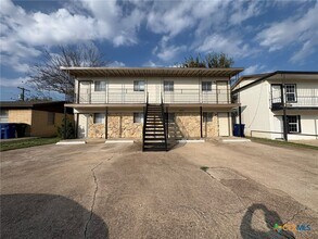 Building Photo - 602 Sunset Ln