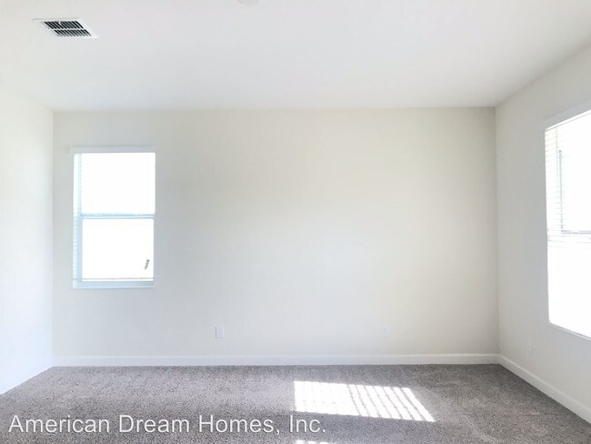 Foto del edificio - 3 br, 2.5 bath House - 10013 Lovegrass Ln