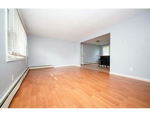 Building Photo - 218 Hart St