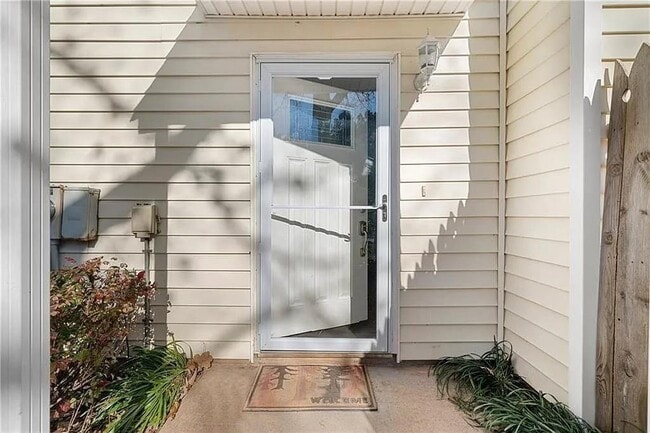 Building Photo - 2025 Brittania Cir