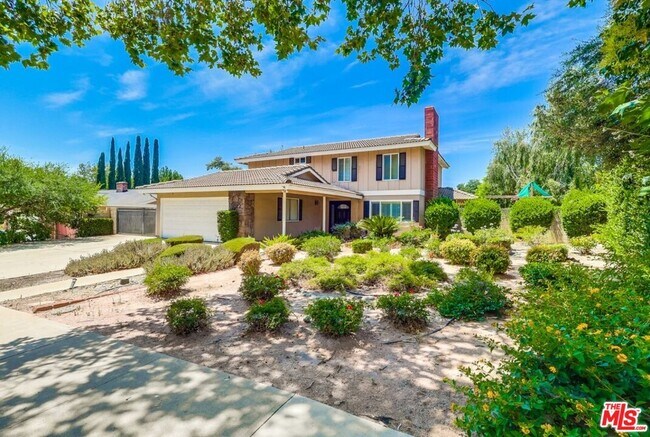Building Photo - 687 Mt Carmel Dr