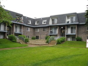 Building Photo - 928 Jonathon Ct