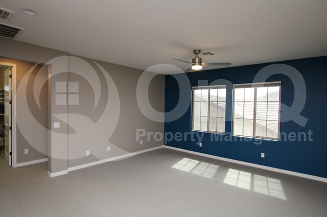 Building Photo - 824 E Ashurst Dr