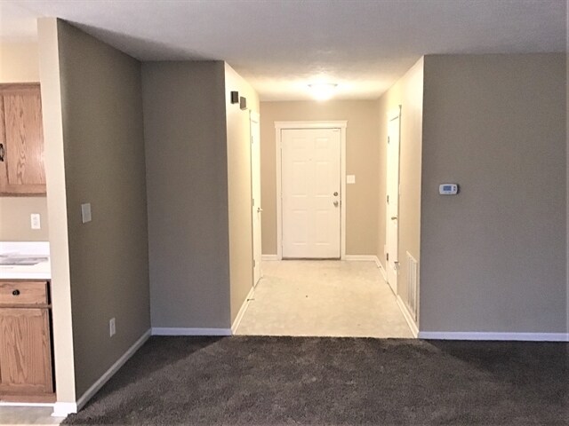 Foto del edificio - 5028 Angelique Drive