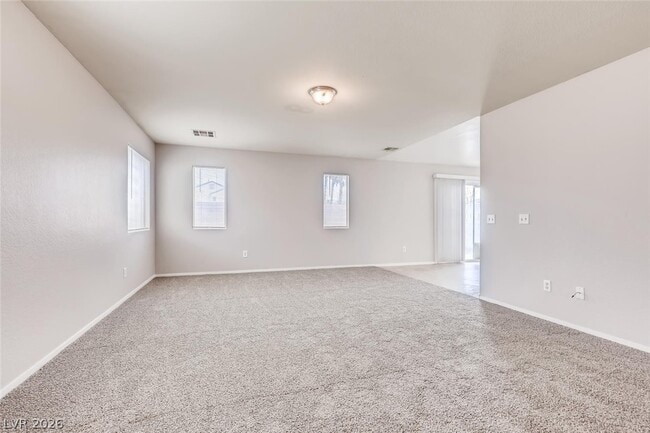 Foto del edificio - 5424 Pepperpike Ave