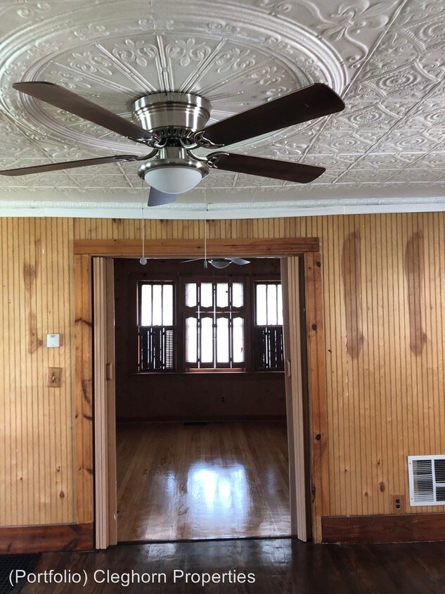 Primary Photo - 4 br, 1 bath House - 322 Elm Street