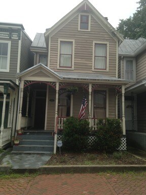 Primary Photo - 3403 E Marshall St