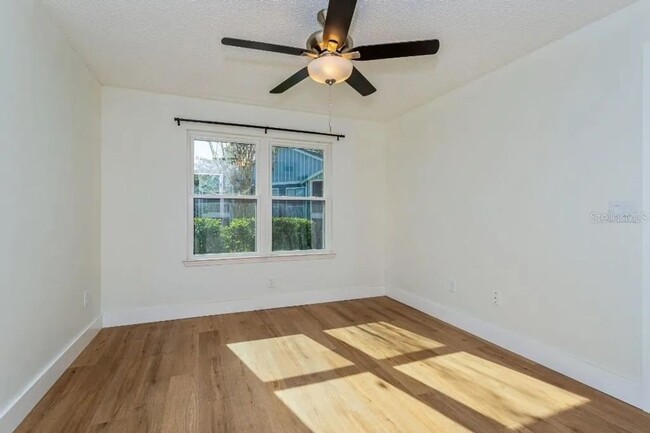 Foto del edificio - Charming 1BR Condo in Lake Mary