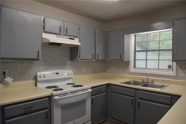 Foto del edificio - 4040 Sand Wedge Cir