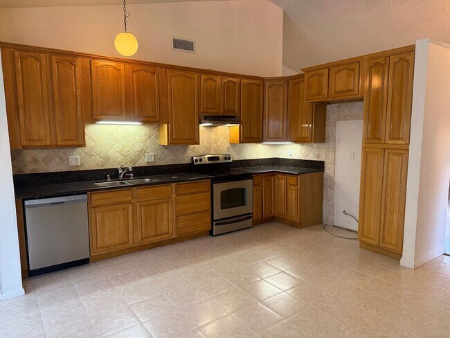 Building Photo - Beautiful home in the desirable Westwood community of Rancho Bernardo