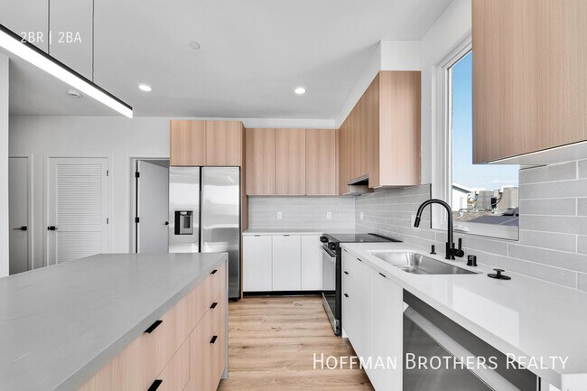 Building Photo - 5657 Virginia Ave Los Angeles, CA 90038