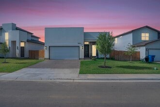 Building Photo - 9812 Caddo Lp