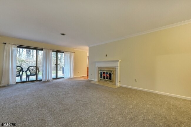 Building Photo - 436 Bromley Pl