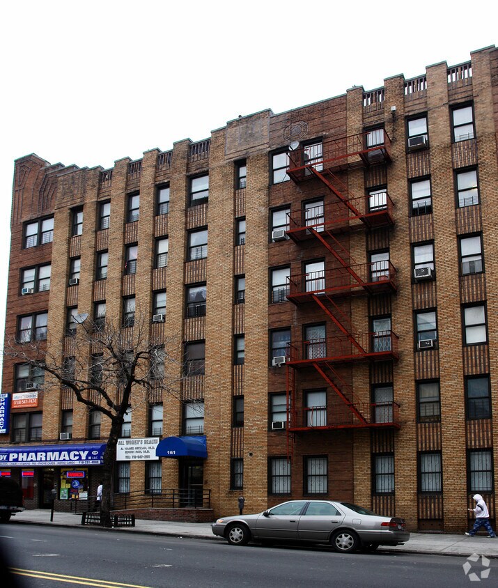 Foto del edificio - 3510 Bainbridge Ave