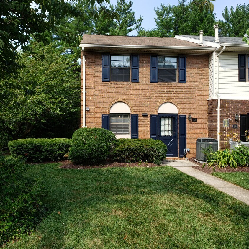 16 Bardeen Ct, Towson, MD 21204 Townhome Rentals in Towson MD