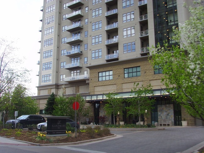 Building Photo - 5455 Landmark Pl