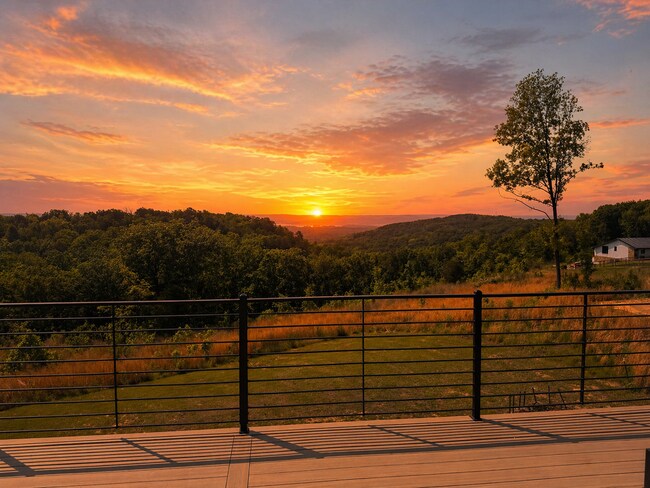 Foto del edificio - LAKE VIEW RENTAL HOME IN GUNTERSVILLE, AL