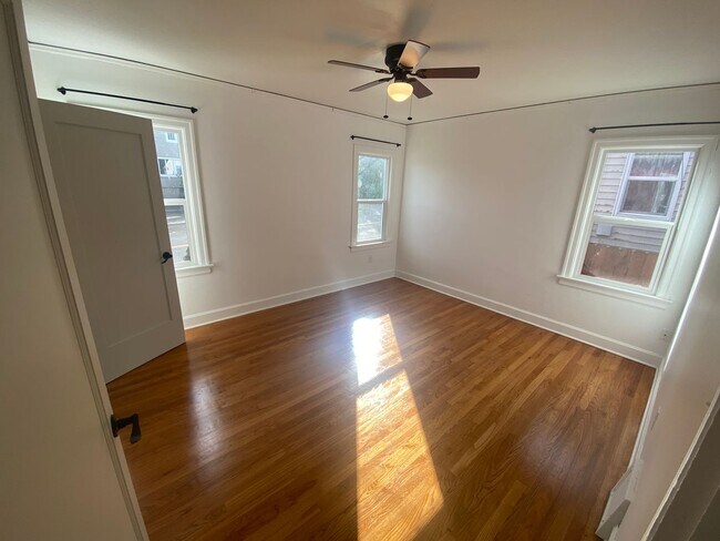 Building Photo - Newly Remodeled House - Modern Comfort and...