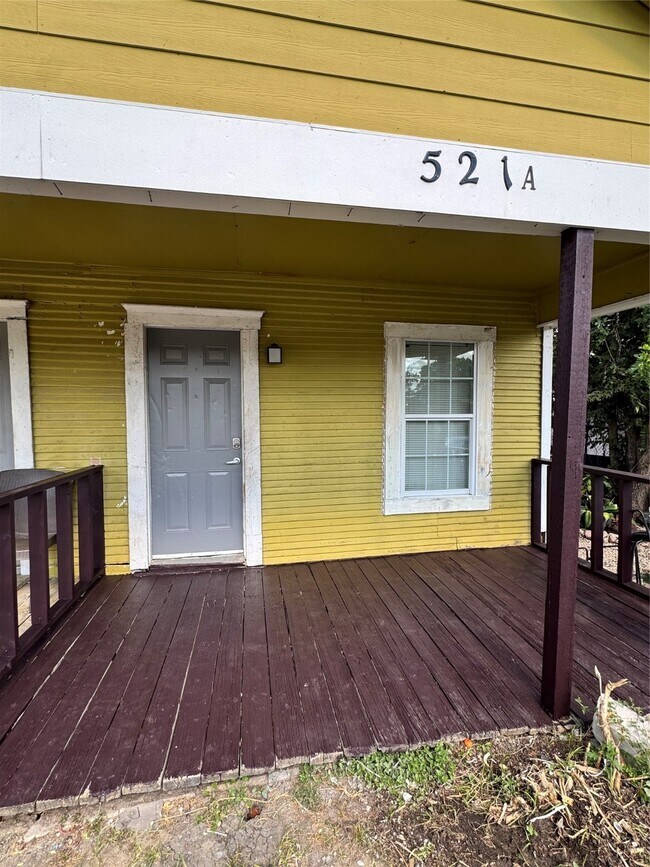 Foto del edificio - 521 Rosamond St