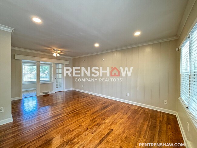 Foto del edificio - 1054 S Perkins Rd