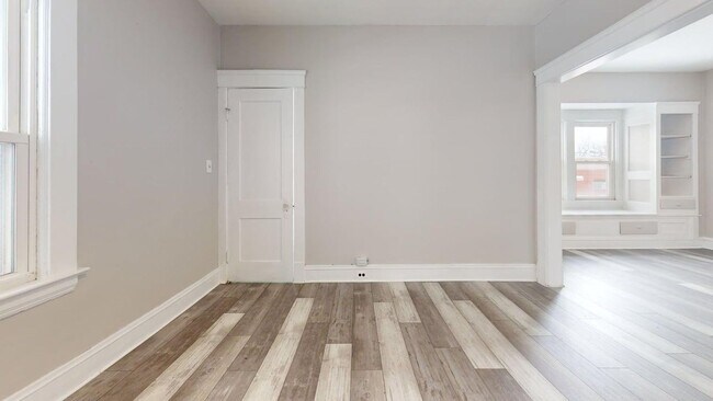 Foto del edificio - 3360 W 84th St