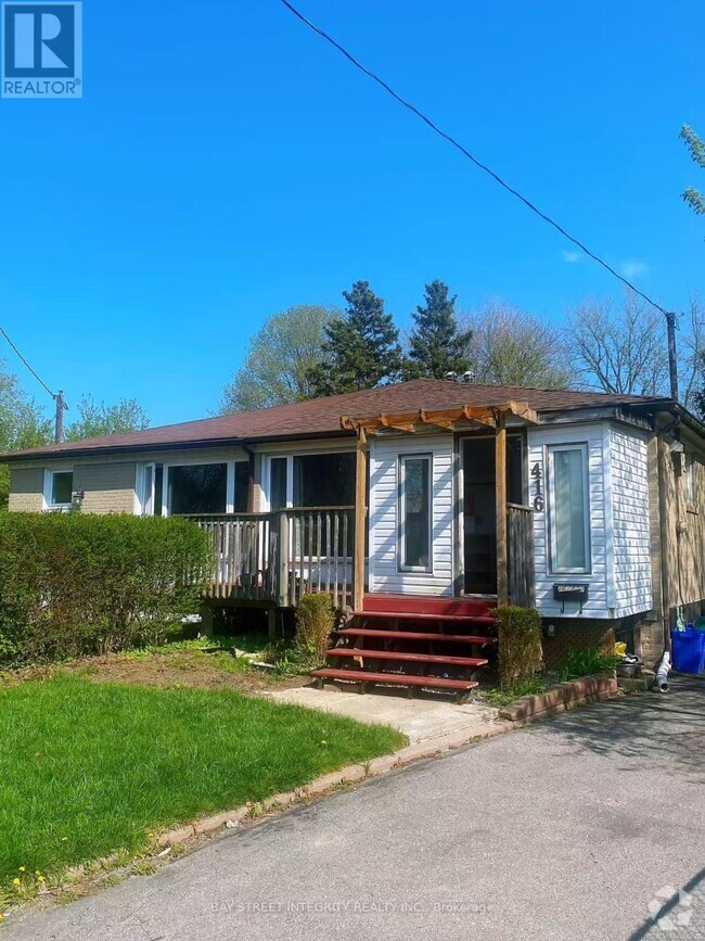 Building Photo - 416 Browndale Crescent