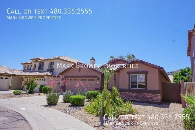 Building Photo - 2751 E Fawn Dr