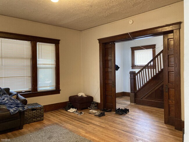 Building Photo - 6 br, 2 bath House - 510 S 4th Ave