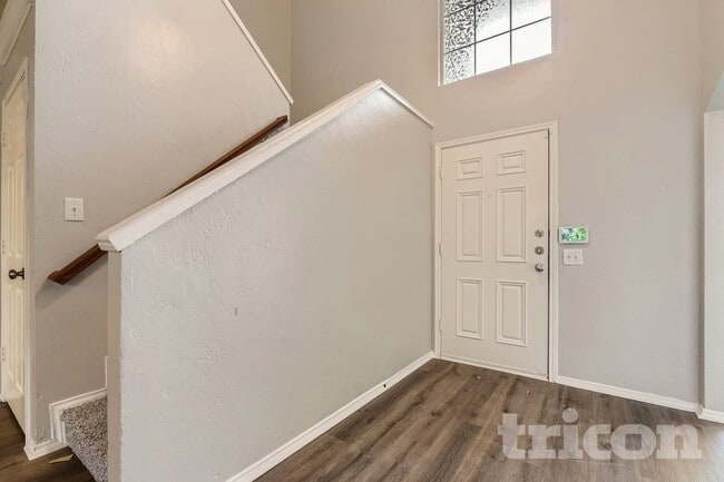 Foto del edificio - 821 Stafford Station Dr