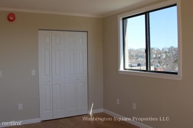 Foto del edificio - 1731 Beacon St