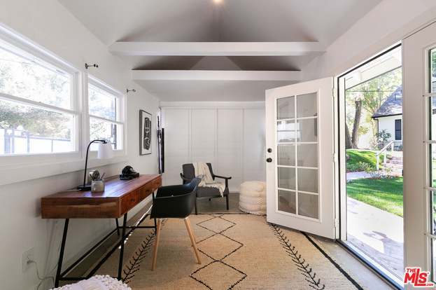 Garage/studio - 2255 Benedict Canyon Dr
