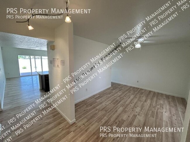 Building Photo - 2608 N Jay St