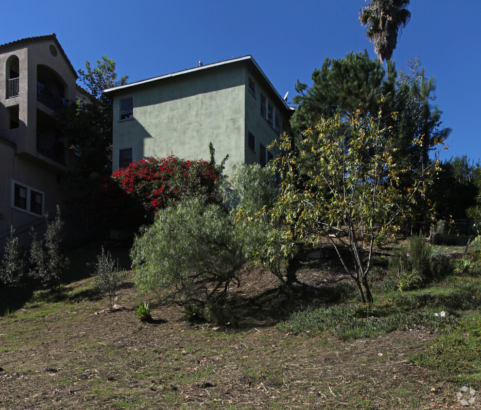 Building Photo - 4741 Figueroa St