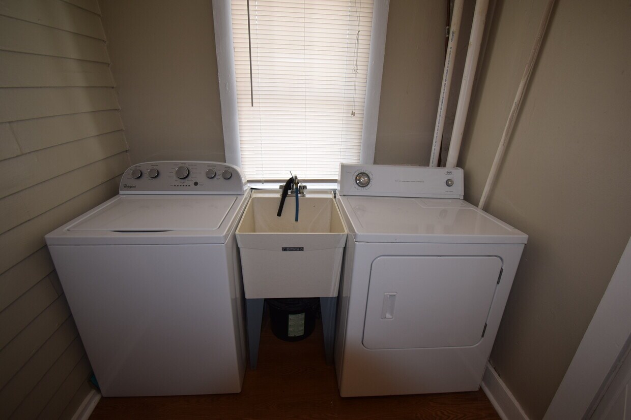 Building Photo - REMOTE TOURS AVAILABLE - PRE-LEASING 2020-...