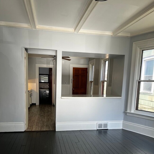 Building Photo - 288 Abbott Rd