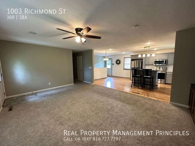 Building Photo - Recently Renovated 3 Bed, 3 Bath Raised Ra...