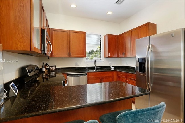 Building Photo - 5864 SW 74th Terrace