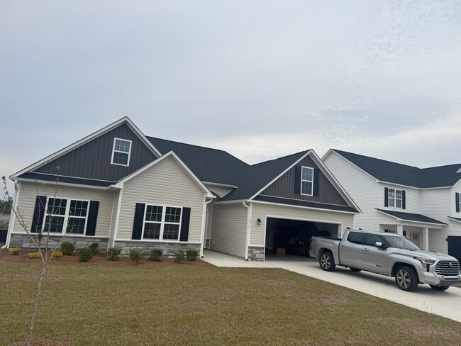Building Photo - 1876 Olde Towne Pointe Blvd