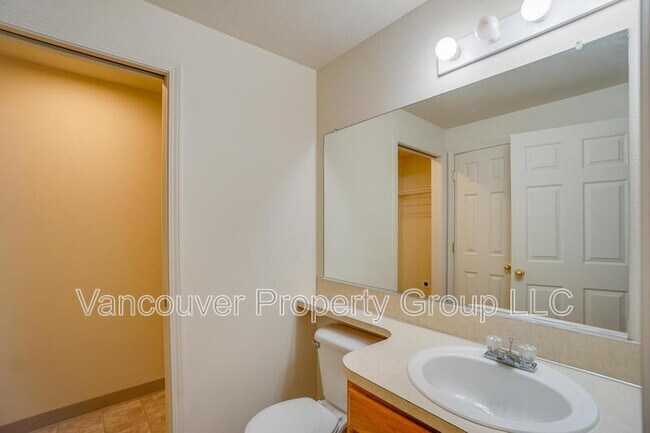 Foto del edificio - 11715 NE 31st St
