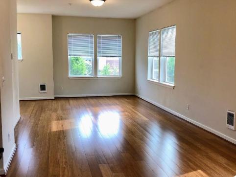 Foto del edificio - 7033 N Charleston Ave