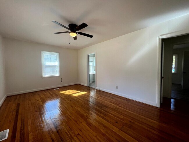 Building Photo - 2073 Osceola Ct ~ Rose Hill Park
