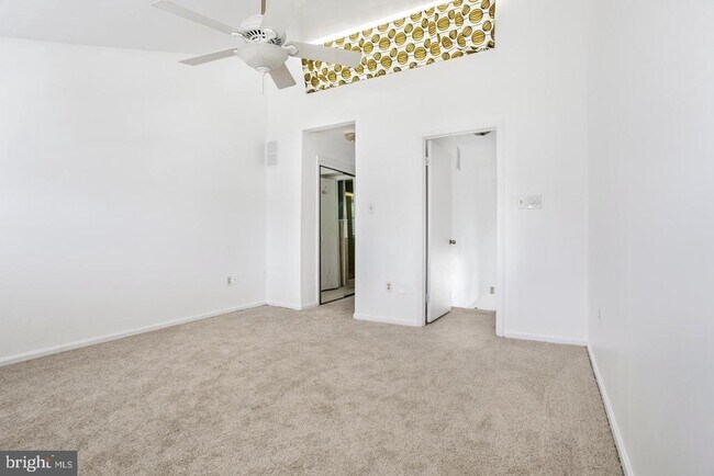 Foto del edificio - 104 W Montgomery St